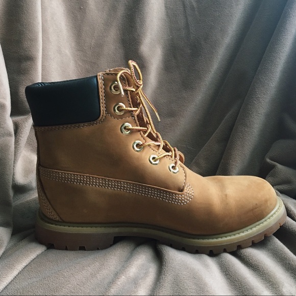 Timberland Boots - Picture 3 of 8